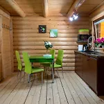 Holiday park Domy Z Bala - Domki Ogrzewane - Jacuzzi, Sauna, Lody, Popcorn, Ryba Wedzona I Ognisko Gratis-Od Maja!