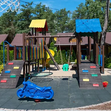 Z Bala Przy Plazy- Klimatyzowane - Jacuzzi, Sauna, Lody, Popcorn, Ryba Wedzona I Ognisko Gratis-od Maja! Üdülőpark