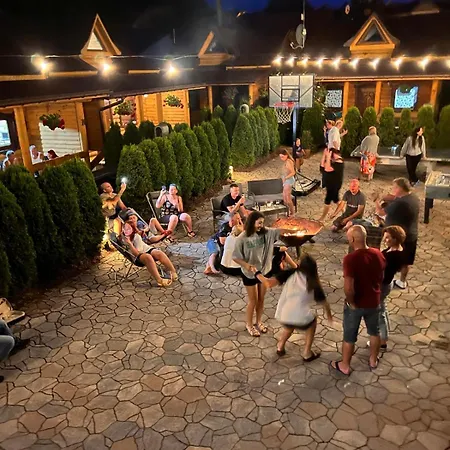 Üdülőpark Z Bala Przy Plazy- Klimatyzowane - Jacuzzi, Sauna, Lody, Popcorn, Ryba Wedzona I Ognisko Gratis-od Maja! Dziwnówek