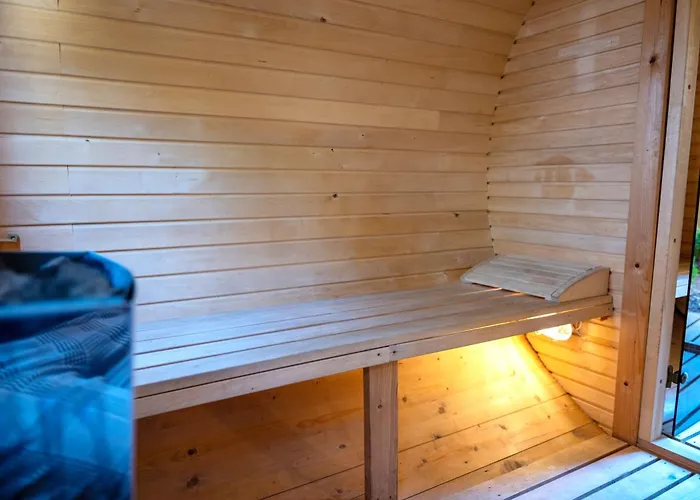 Z Bala - Ogrzewane - Jacuzzi, Sauna, Lody, Popcorn, Ryba Wedzona I Ognisko W Cenie! * Dziwnówek