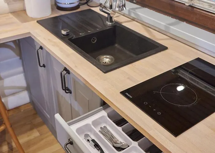 Z Bala - Ogrzewane - Jacuzzi, Sauna, Lody, Popcorn, Ryba Wedzona I Ognisko W Cenie!